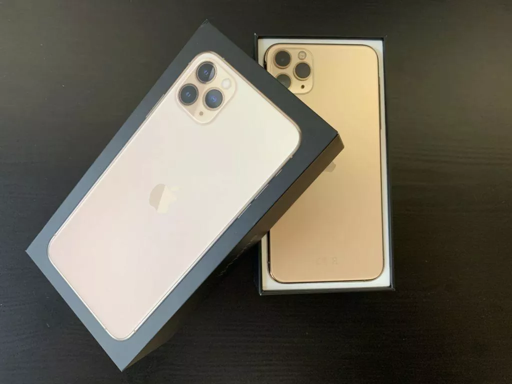 zlatý iphone