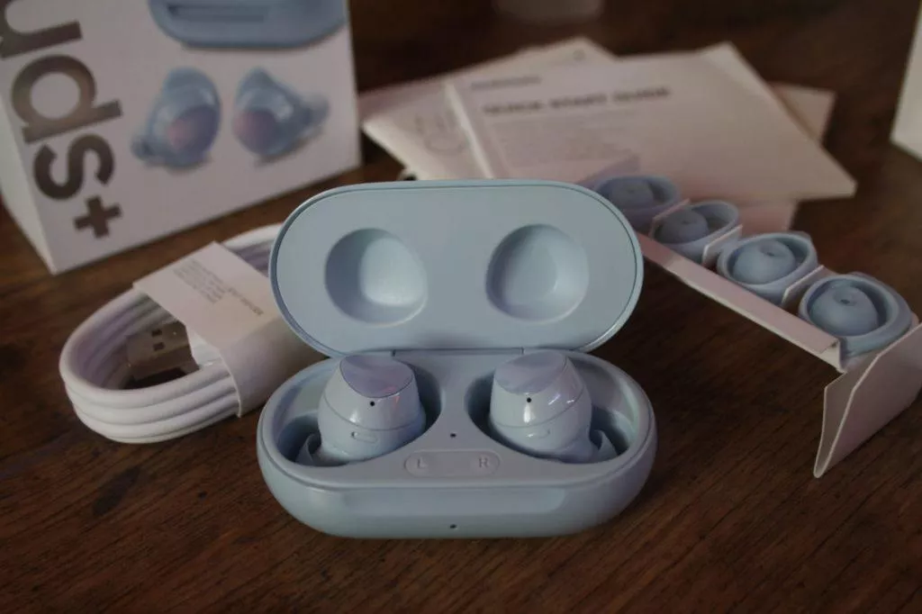 Samsung Galaxy Buds Plus balení 5