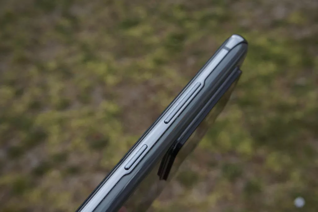 zpracovani telefonu samsung galaxy s20 ultra 5g tlacitka
