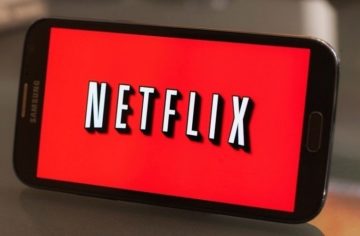 netflix-prehravani-nedostahovanych-videi.jpg