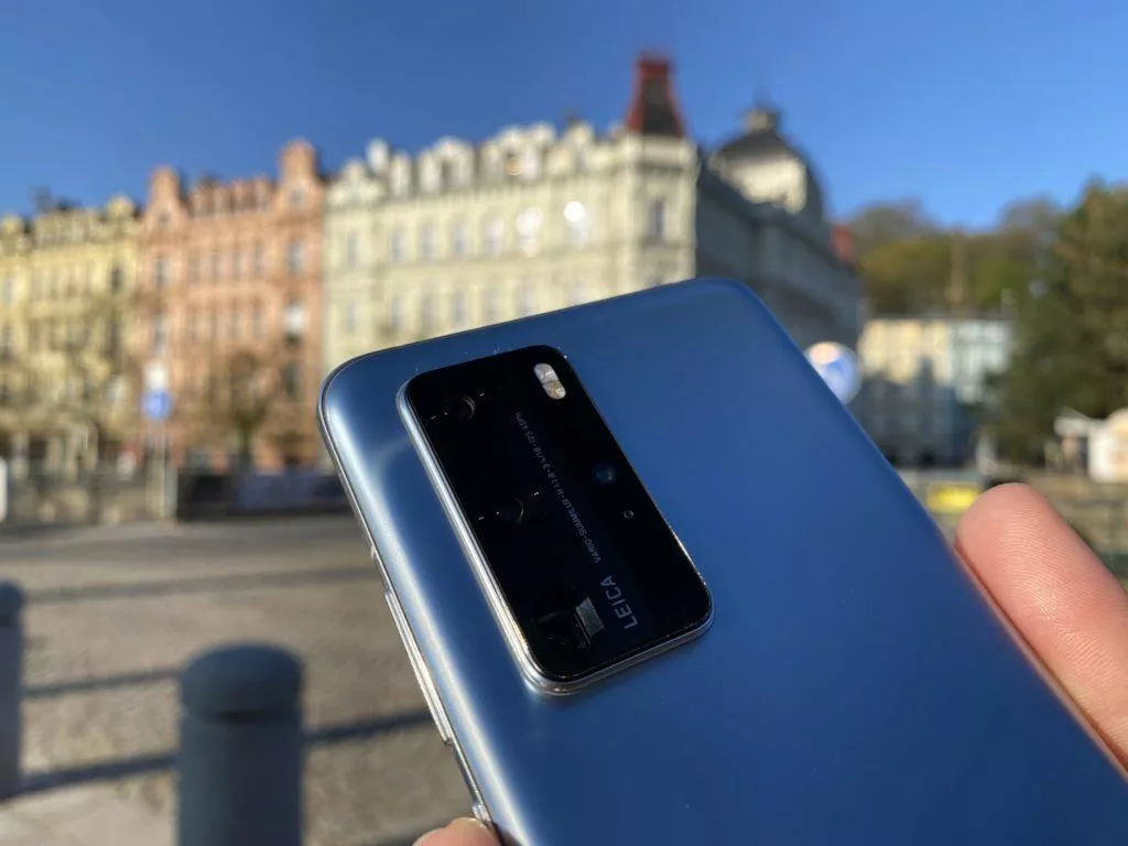 p40 pro skleněná záda
