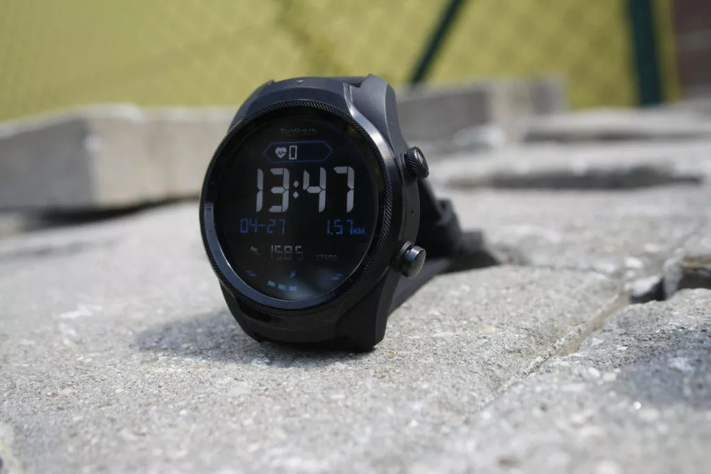 TicWatch Pro 4G LTE beton 1