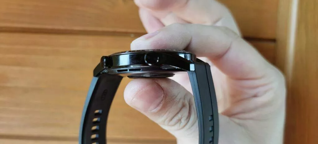 Huawei Watch GT 2 tloustka
