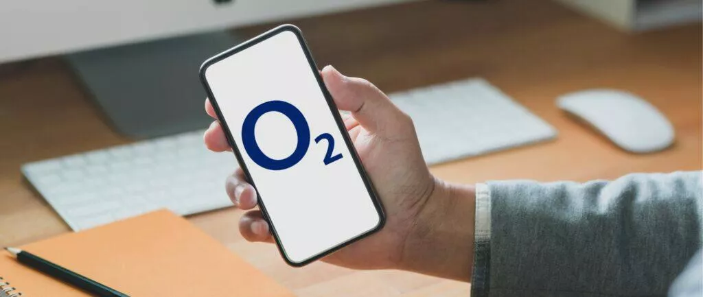 telefon v ruce o2