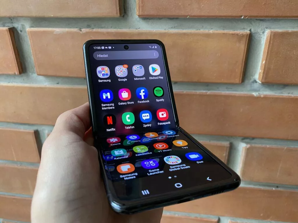 vyplati se galaxy z flip