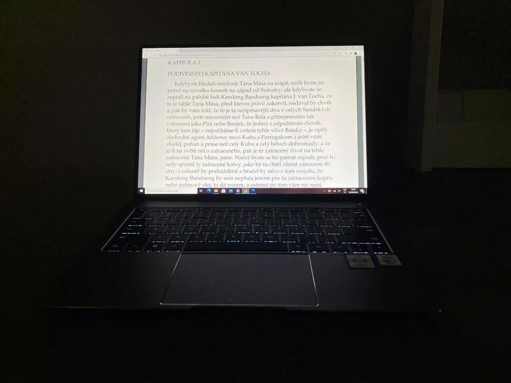 huawei matebook pro x maximální jas