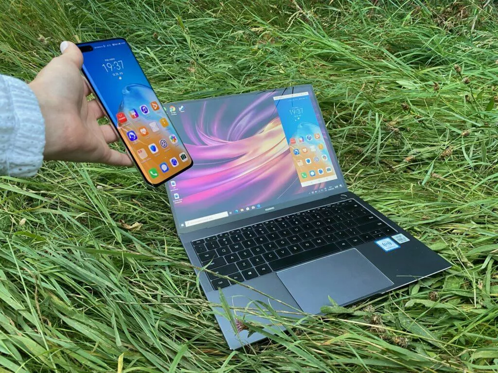 recenze huawei notebook