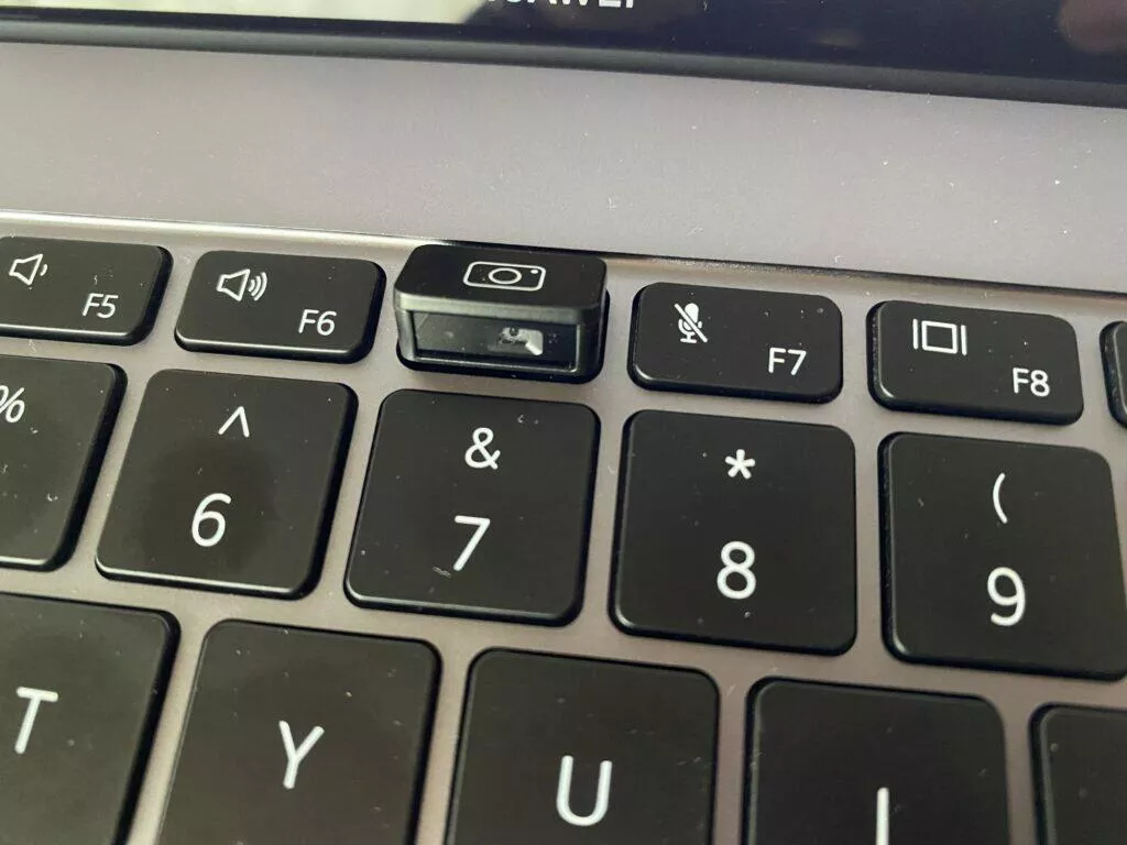 webkamera huawei matebook