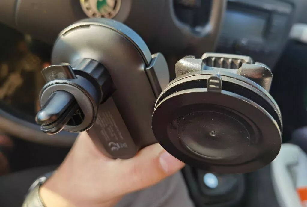 xiaomi mi 20w wireless car charger porovnani e1599167821786