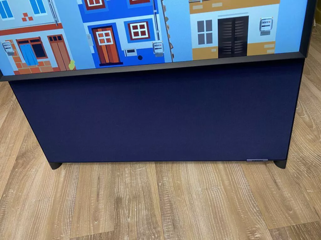 samsung sero tv redakce