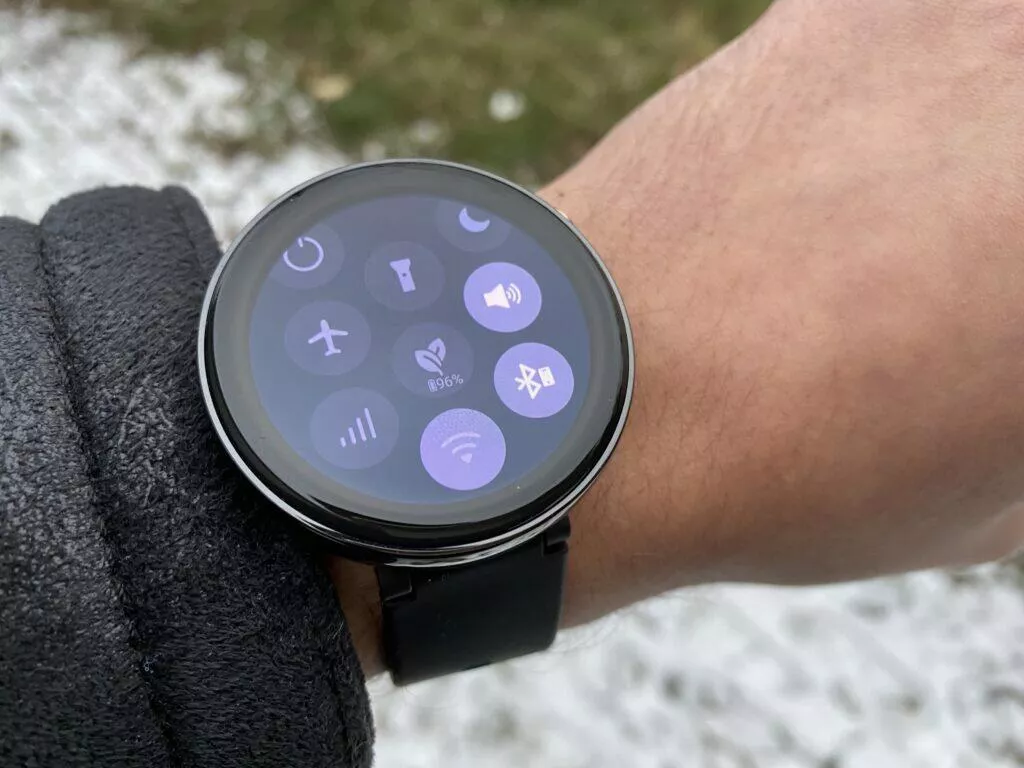 Amazfit Verge 2 recenze