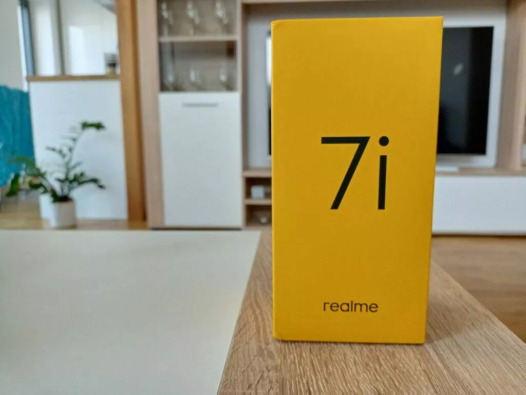 realme 7i foto interier