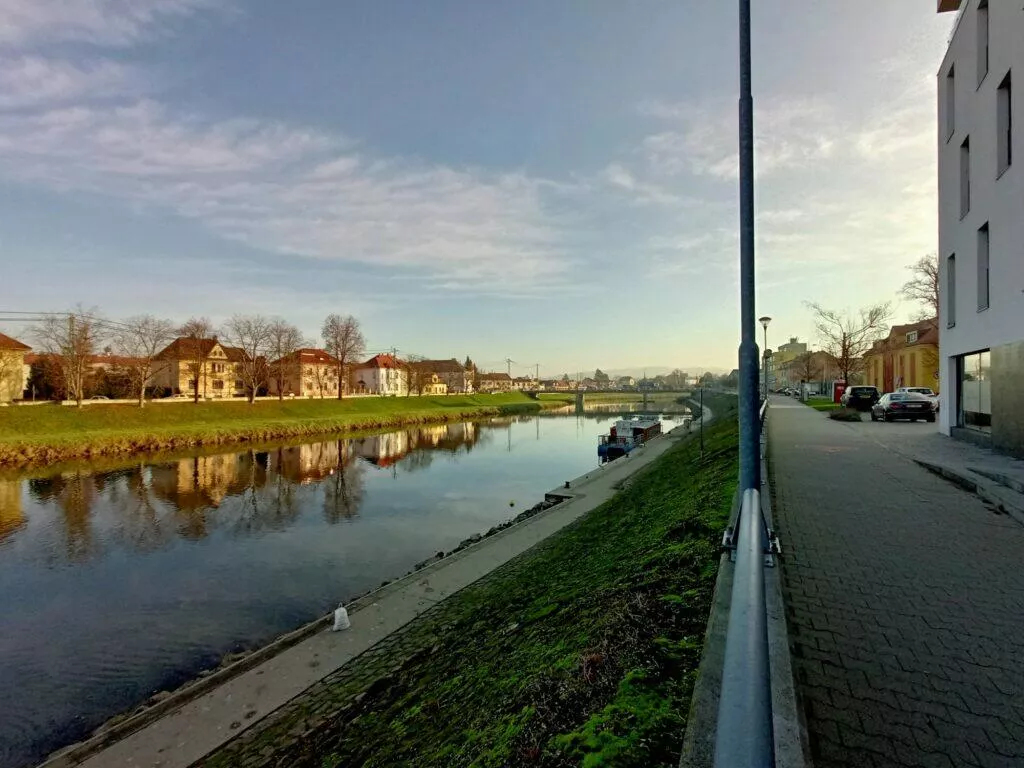 realme 7i foto supersiroky krajina