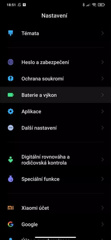 MIUI 12 zpomalený mobil baterie a výkon