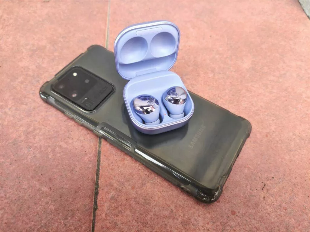 Samsung Galaxy Buds Pro baterie nabíjení bezdrátové