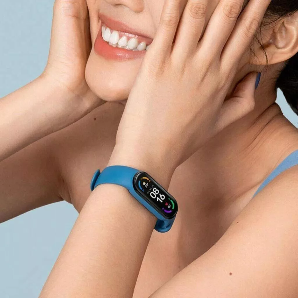 Nový chytrý náramek Xiaomi Mi Band 6 (čínská verze)