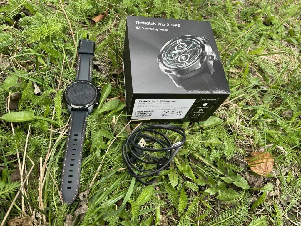kvalitni wear os hodinky 1