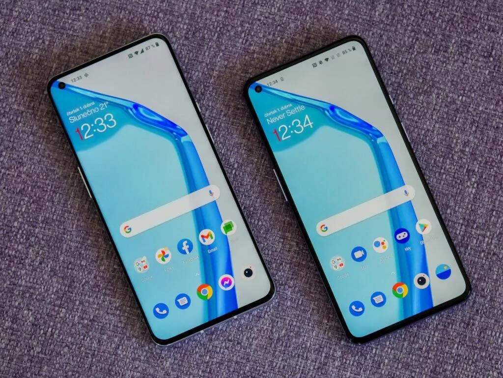 srovnání OnePlus 9 Pro a OnePlus 9
