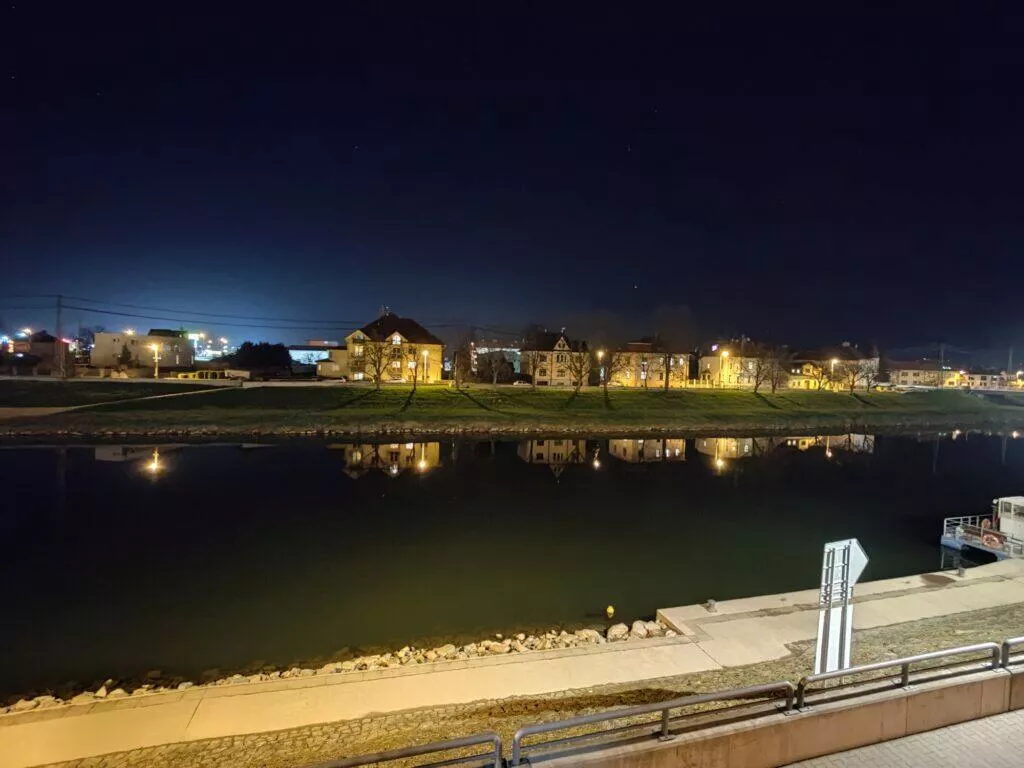 oneplus 9 ultrasirokouhly nocni