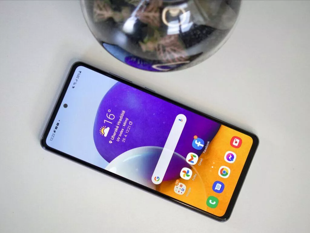 90Hz Super AMOLED