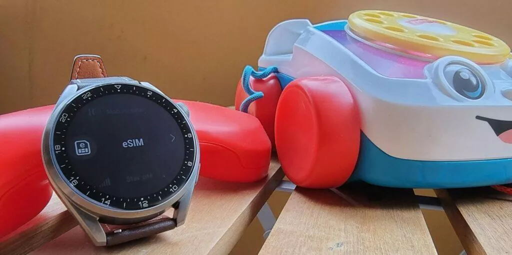 Huawei Watch 3 Pro funkce eSIM volání