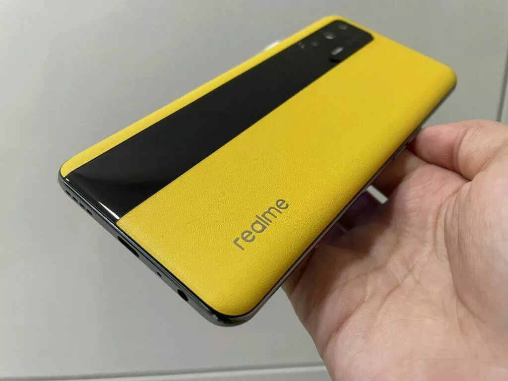 Realme GT v redakci