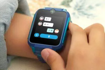 TCL MOVETIME Family Watch 2 představení