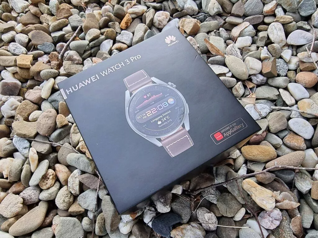 testování Huawei Watch 3 Pro balení
