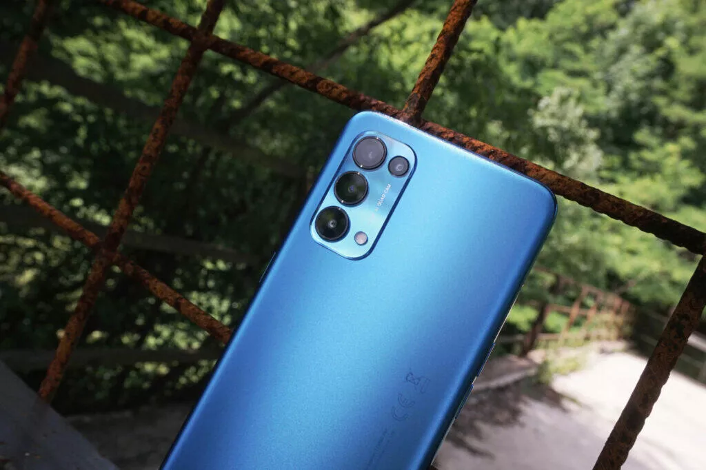 mobil oppo reno5 5g design