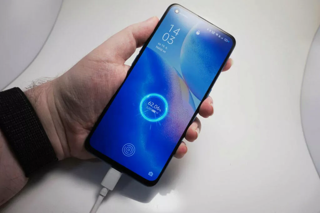 nabijeni telefonu oppo reno5 5g