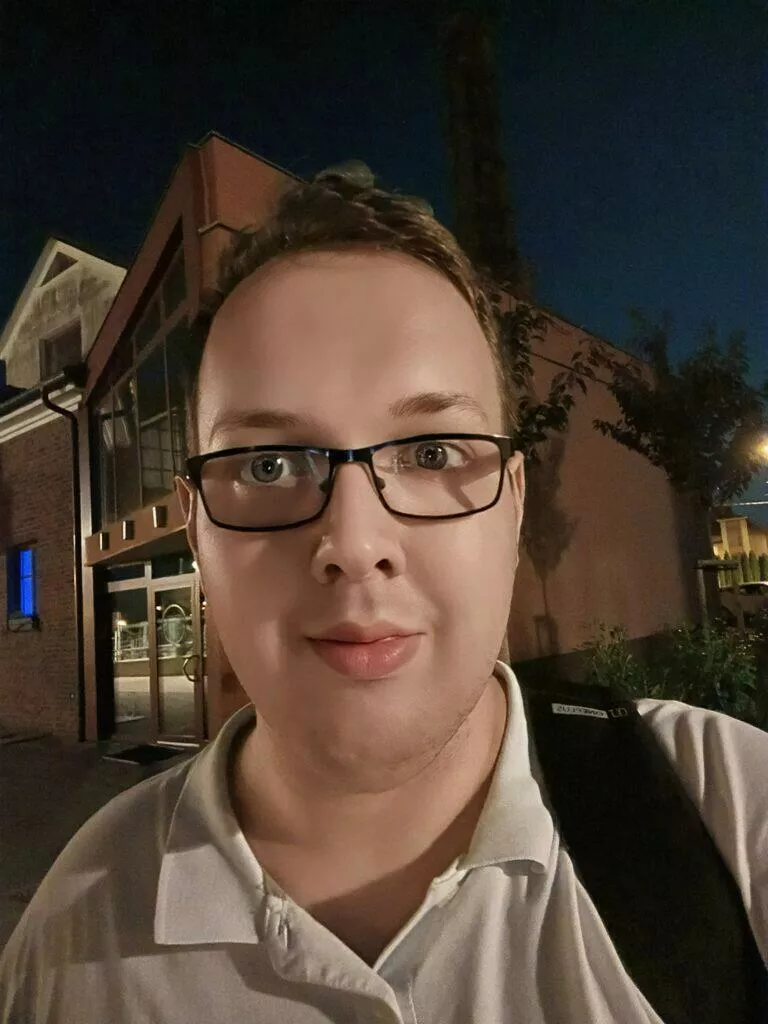 vivo v21 5g nocni selfie