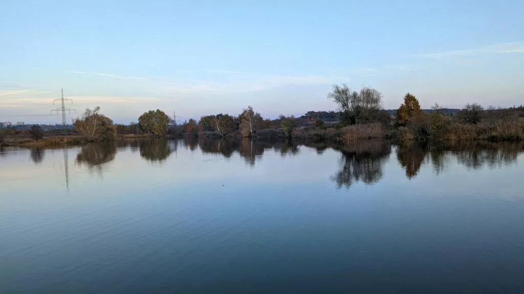 google pixel 6 fotografie jezero