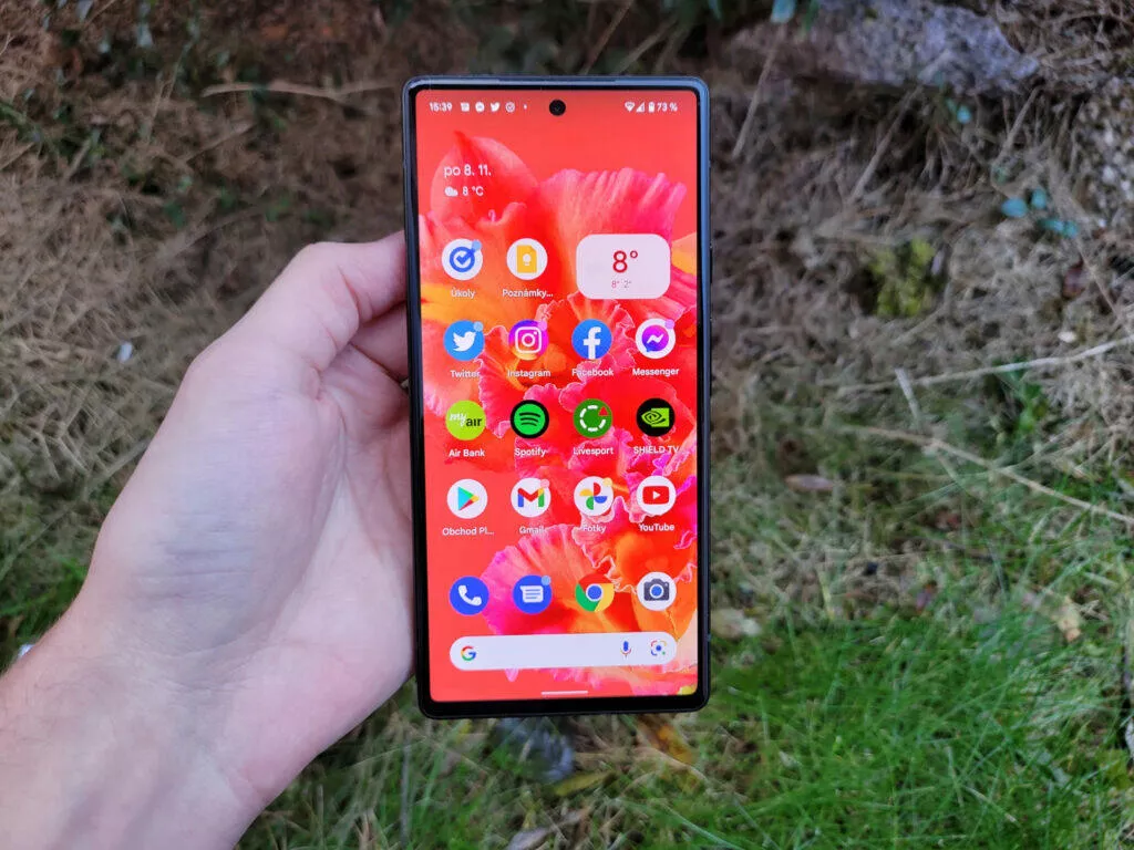 google pixel 6 kvalita displeje