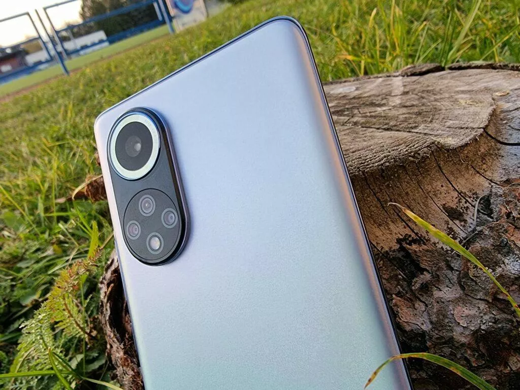 Huawei Nova 9 recenze design pařez fotoaparáty