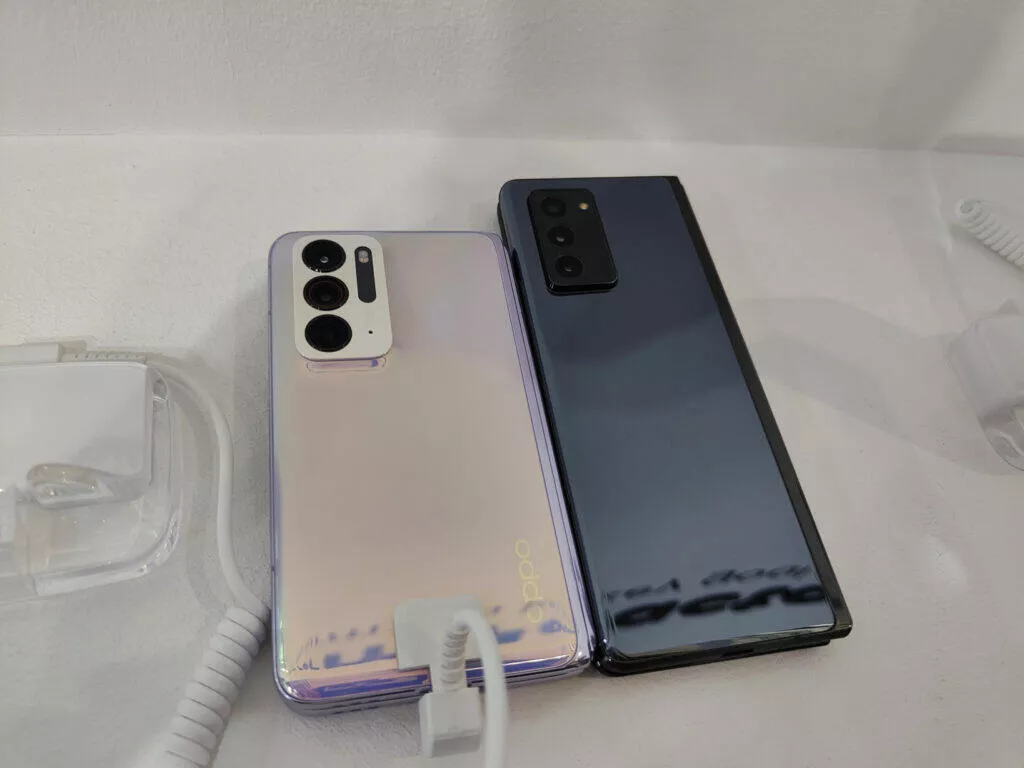 Oppo Find N nebo Samsung Galaxy Z Fold