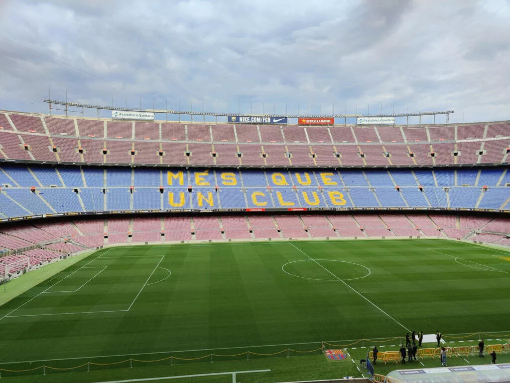 realme GT 2 Pro fotografie camp nou
