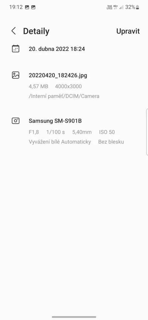 jak zobrazit podrobnosti o fotce samsung