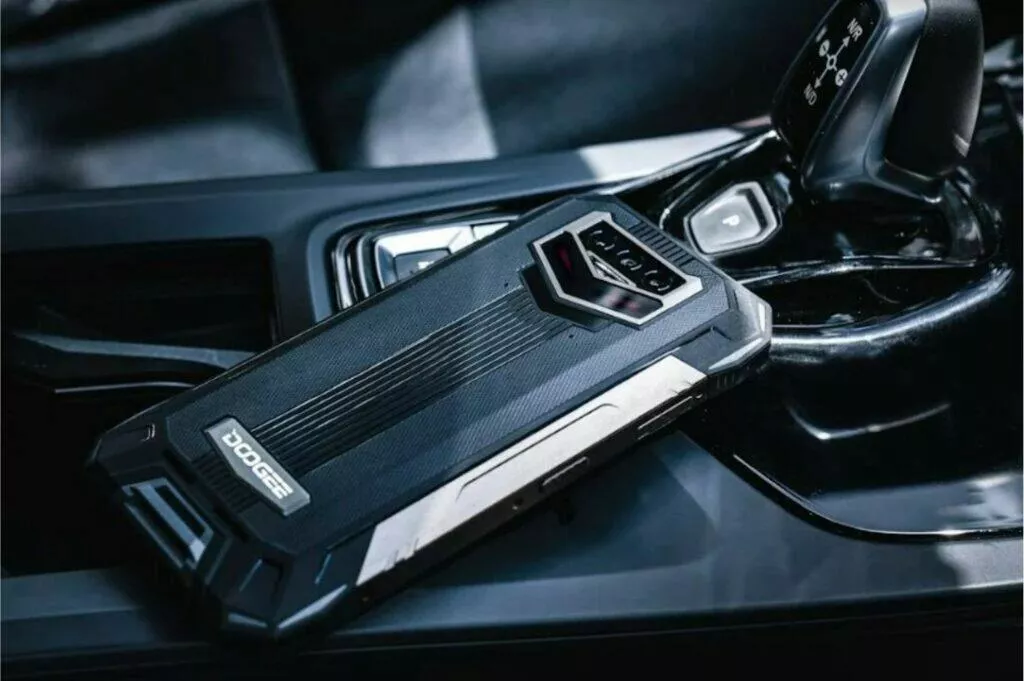 DOOGEE S89 Pro 12 000mAh baterie odolný mobil displej