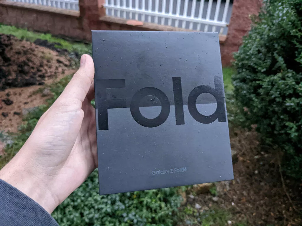 Samsung Galaxy Z Fold 4 krabička