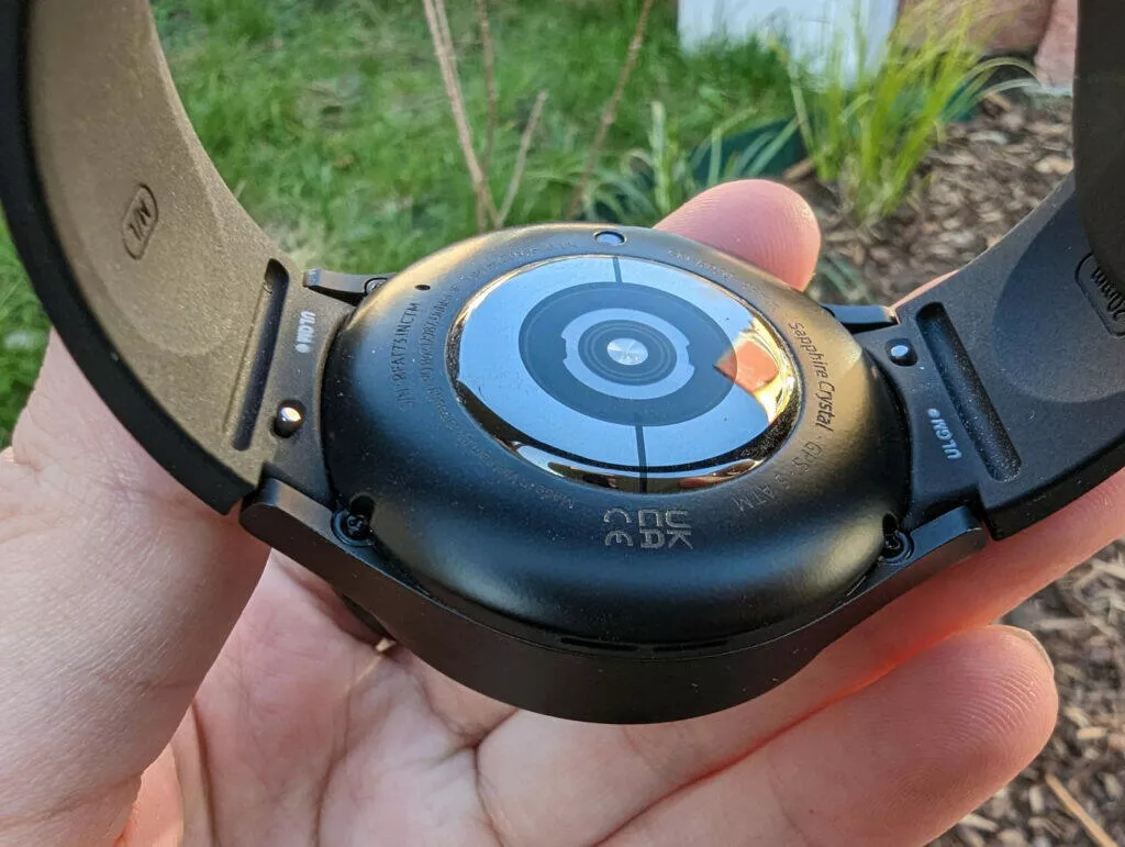 Samsung Galaxy Watch5 Pro zadní strana