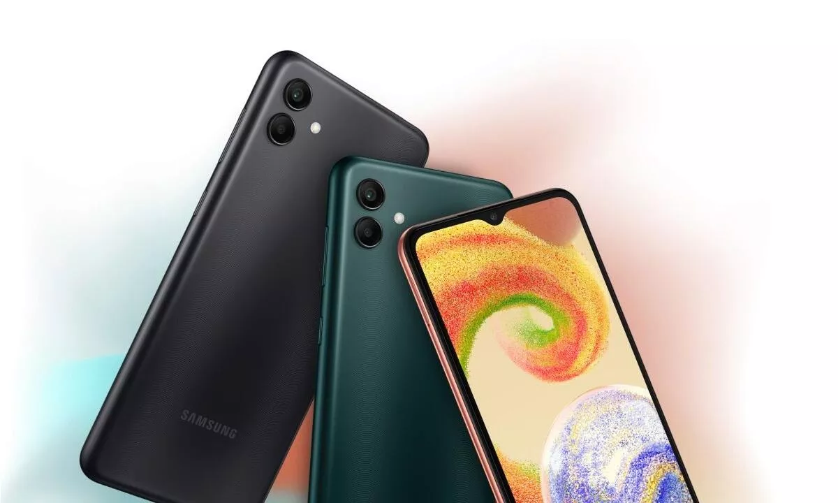 Ultralevný Samsung s 8 GB RAM
