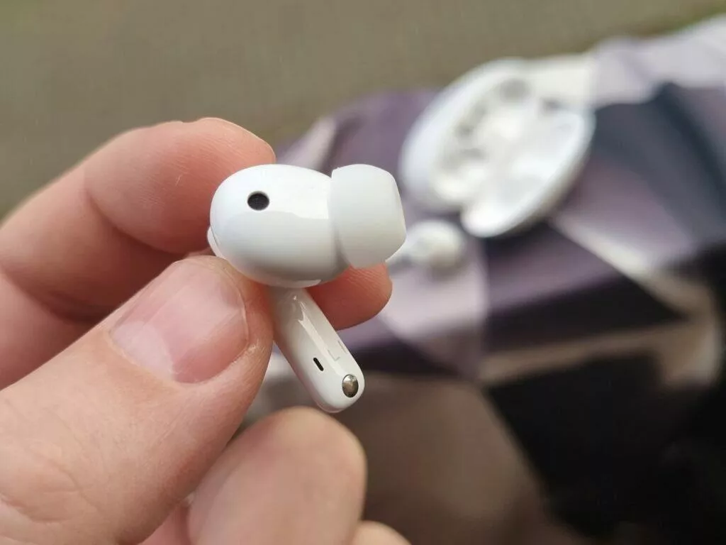 Huawei FreeBuds 5i sluchátka test design