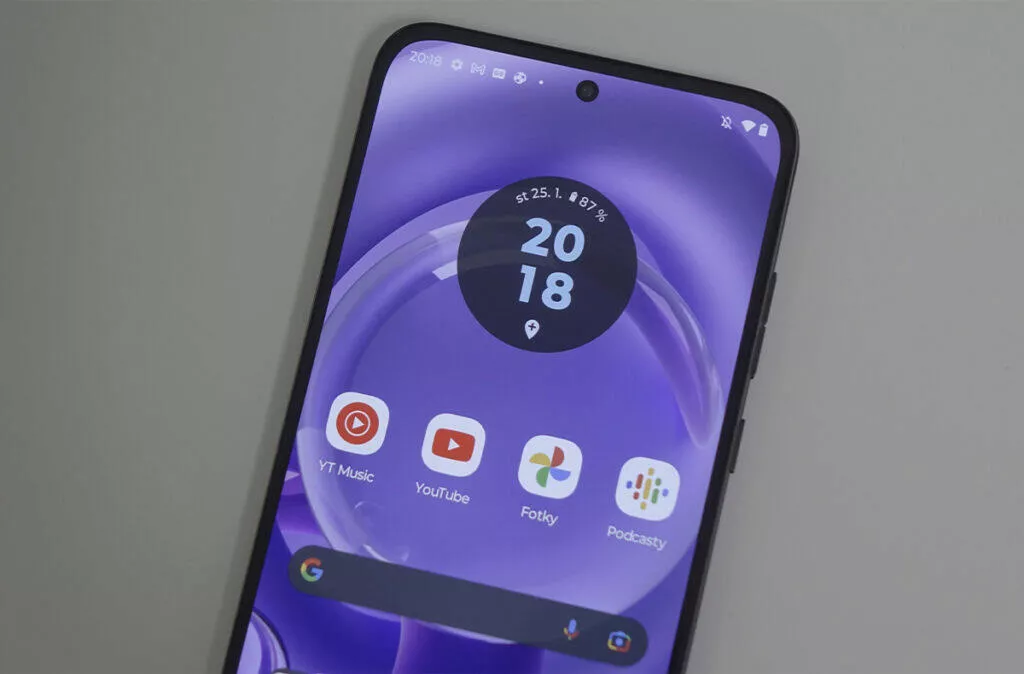 Motorola Edge 30 Neo selfie kamerka