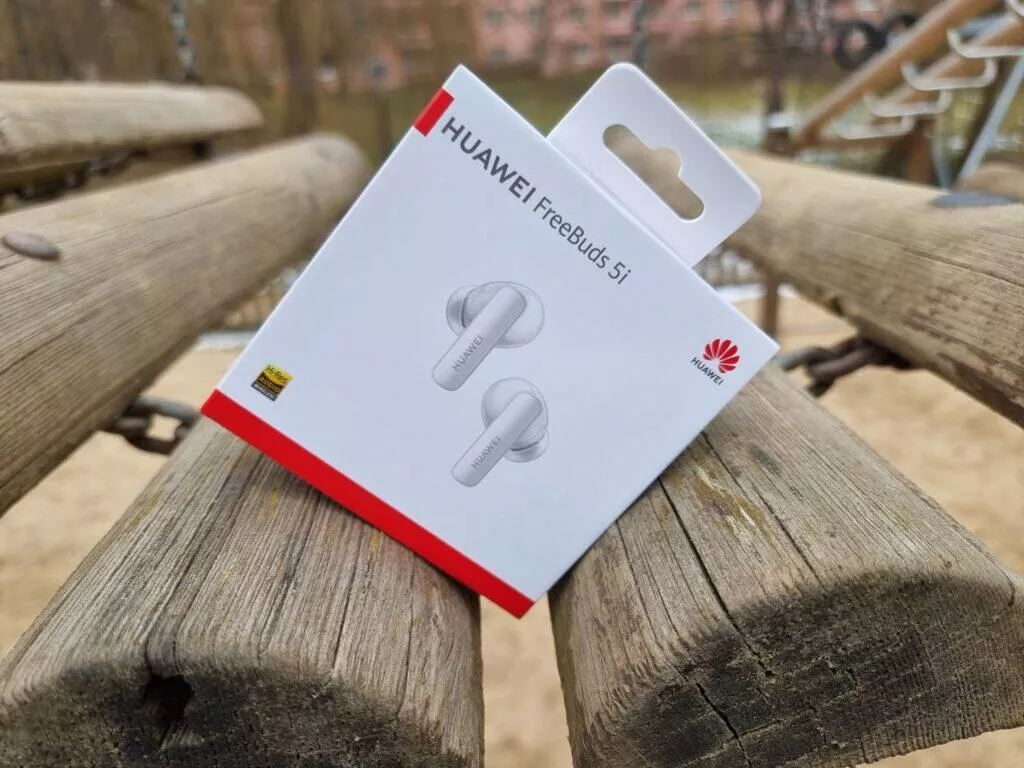 Huawei FreeBuds 5i sluchátka recenze balení