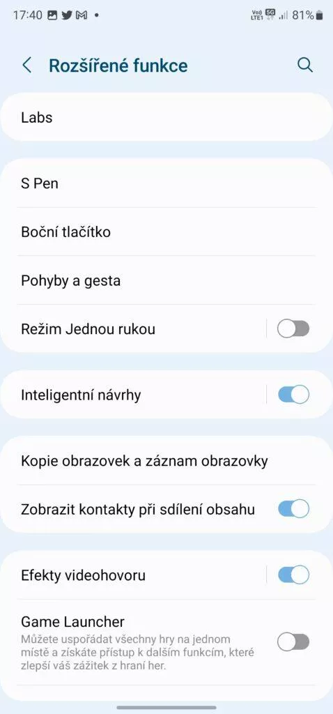 jak zapnout baterku android