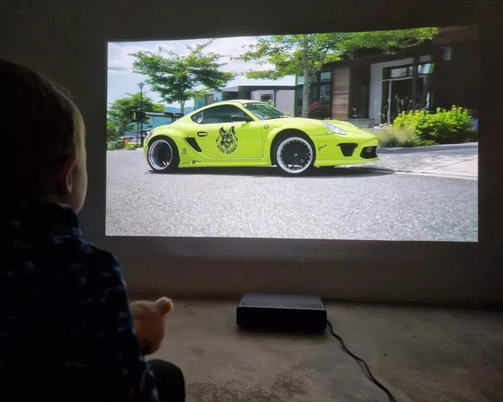 Xiaomi Mi 4K Laser Projector 150 projektor recenze projekce auto