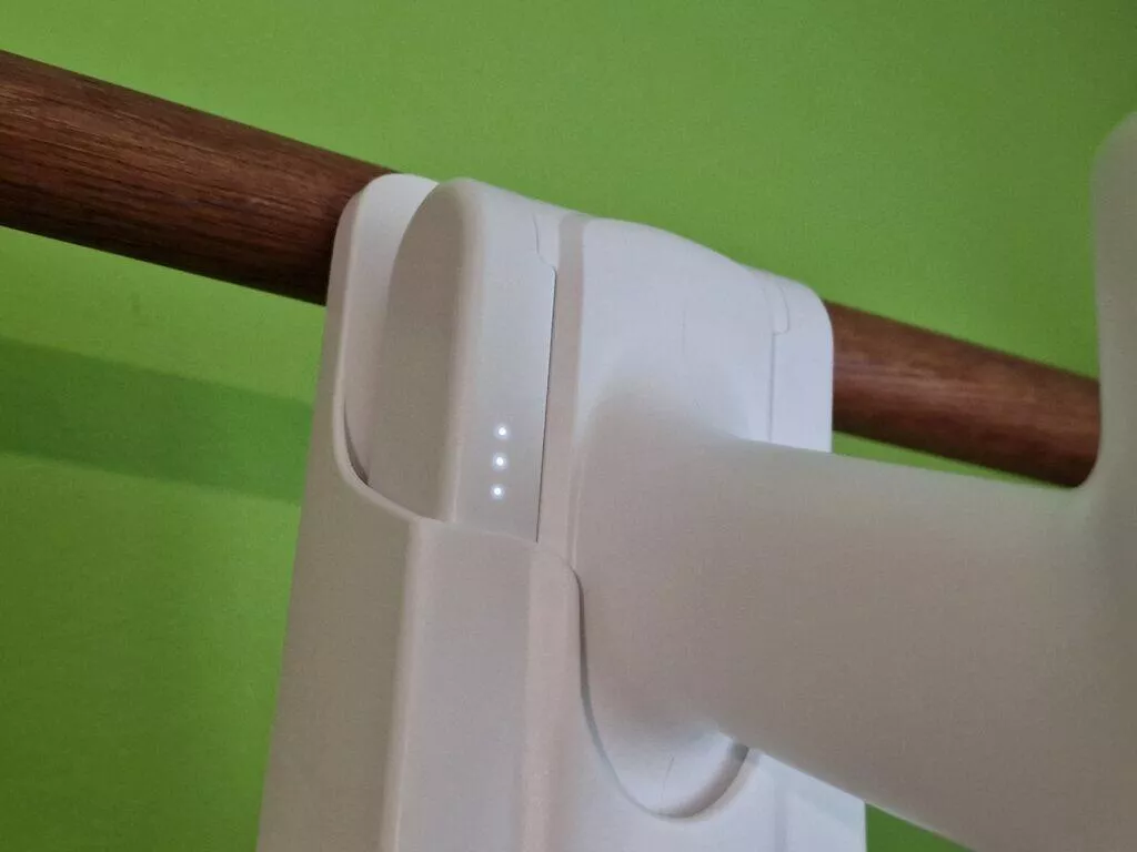 Xiaomi Vacuum Cleaner G11 vysavač recenze stanice nabíjení