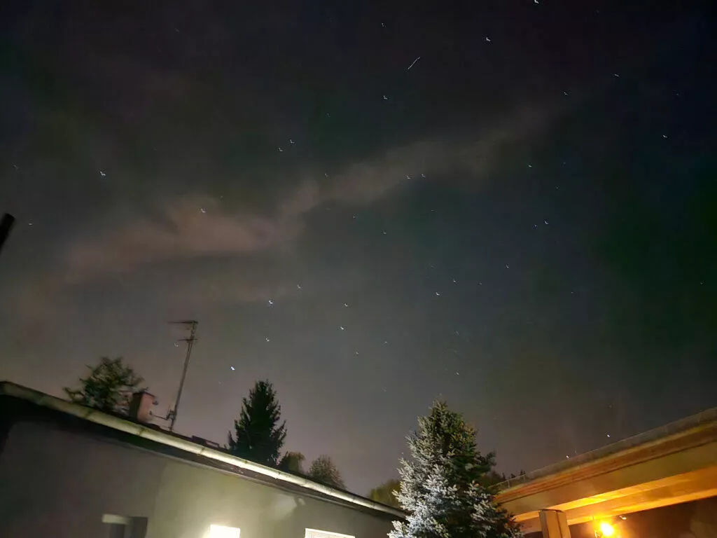 Galaxy S23 Ultra vs Huawei P60 Pro fotografie nebe noc