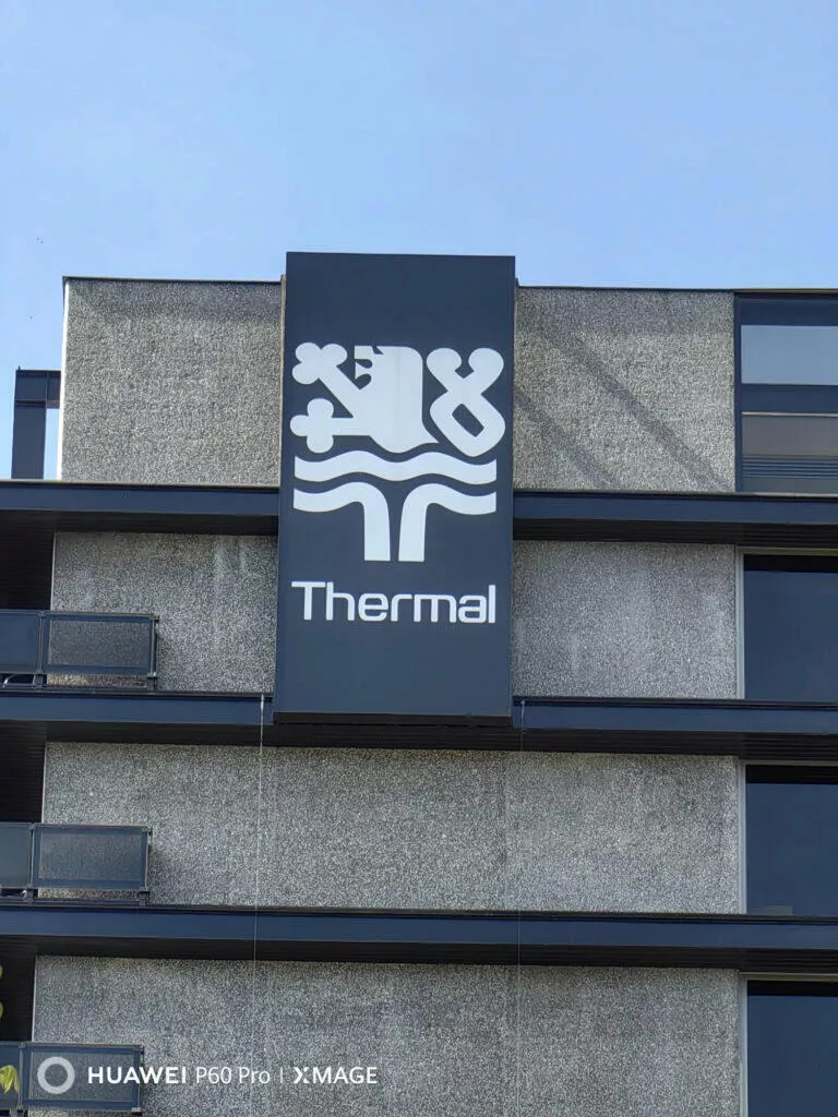 huawei-p60-pro-fotografie-hotel-thermal-detail
