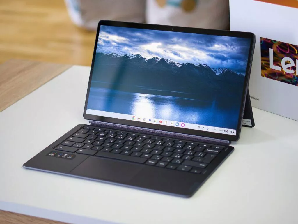Lenovo IdeaPad Duet 5 Chromebook displej